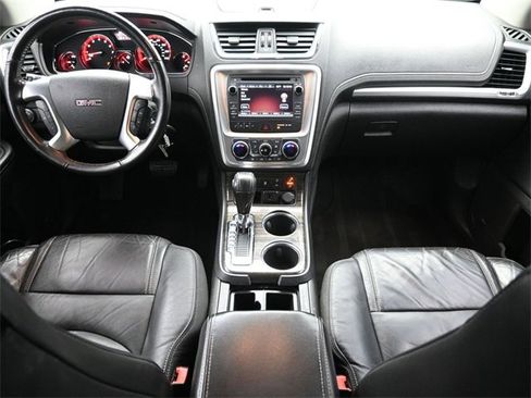 Used 2016 GMC Acadia SLT image 18