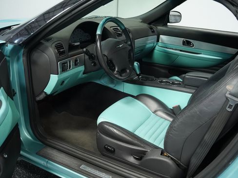 Used 2002 Ford Thunderbird image 4