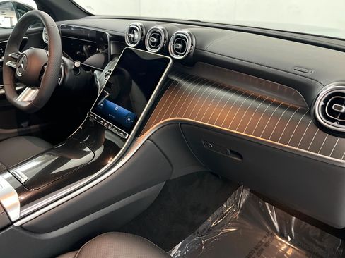 New 2027 Mercedes-Benz GLC 300 4MATIC image 24