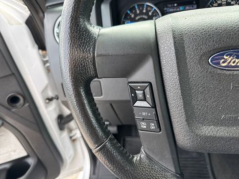 Used 2013 Ford F150 XLT w/ XLT Chrome Pkg image 15