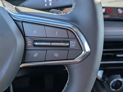 New 2026 Chevrolet Traverse LT image 19