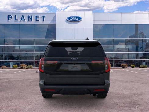 New 2026 Ford Expedition Platinum w/ Stealth Appearance Package AWD/4WD image 6