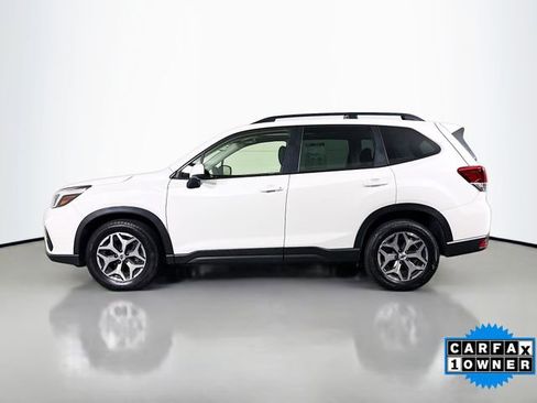 Used 2020 Subaru Forester Premium AWD/4WD image 4