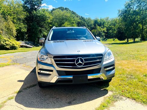 Used 2015 Mercedes-Benz ML 350 4MATIC 4dr ML 350 w/ Premium 1 Package image 11