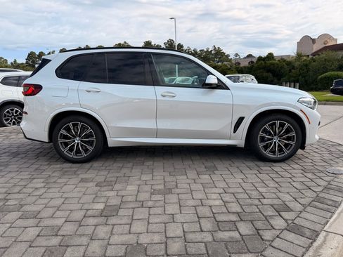 Used 2021 BMW X5 xDrive40i w/ M Sport Package AWD/4WD image 8