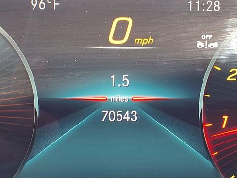 Used 2023 Mercedes-Benz CLA 250 image 36