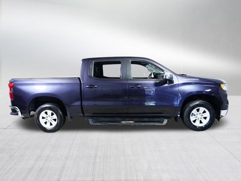 Used 2022 Chevrolet Silverado 1500 LT AWD/4WD image 8