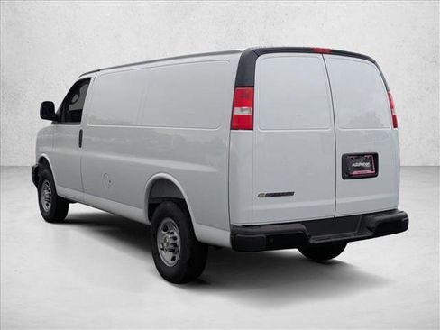 New 2025 Chevrolet Express 2500 image 9