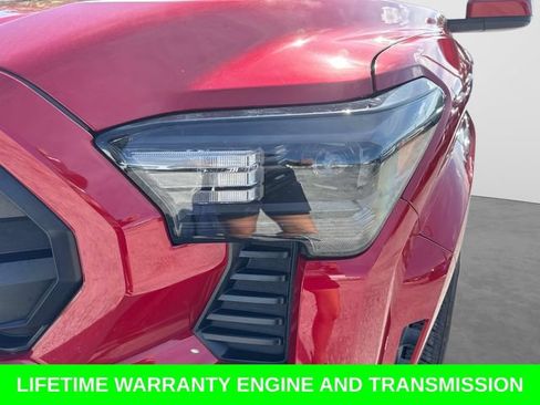 Used 2025 Toyota Tacoma SR5 AWD/4WD image 10