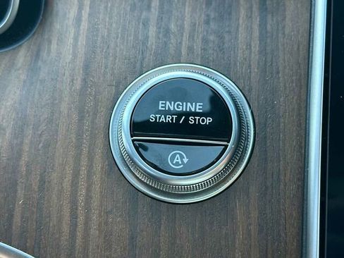 Certified 2025 Mercedes-Benz C 300 Sedan image 26