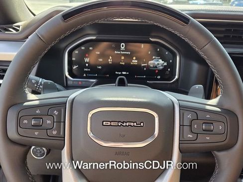Used 2026 GMC Sierra 1500 Denali AWD/4WD image 26