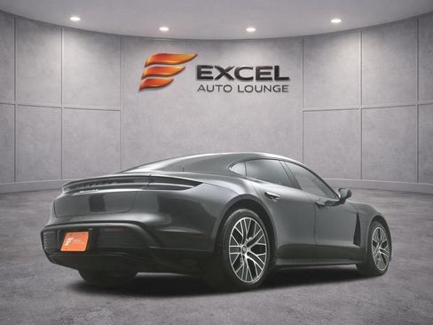 Used 2022 Porsche Taycan 4S image 53