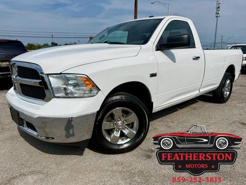 Used 2017 RAM 1500 Classic SLT AWD/4WD image 1
