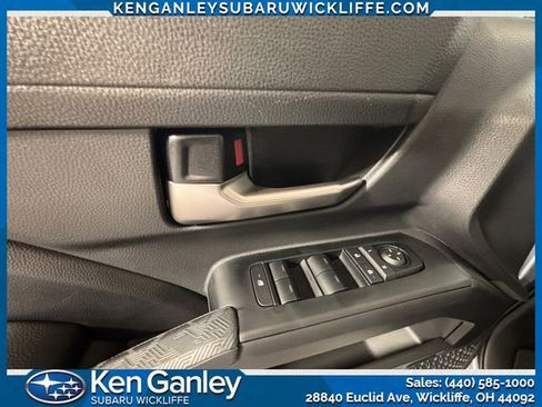 Used 2025 Toyota Tacoma TRD Off-Road AWD/4WD image 11