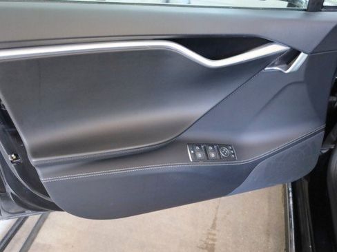 Used 2016 Tesla Model S AWD image 26