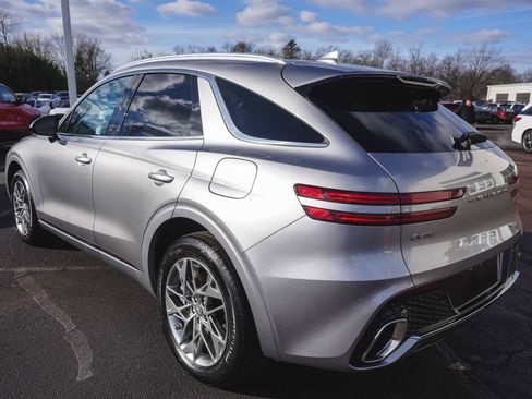 Used 2025 Genesis GV70 2.5T image 7