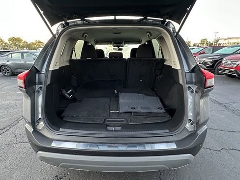 Certified 2023 Nissan Rogue SV image 16