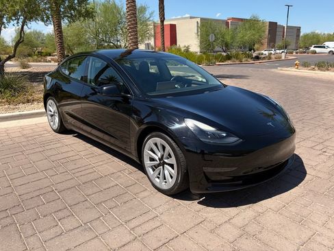 Used 2022 Tesla Model 3 RWD image 1