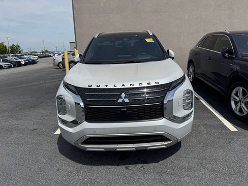 Used 2024 Mitsubishi Outlander SEL image 10