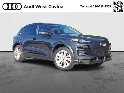 Used 2025 Audi Q6 e-tron Premium w/ Convenience Package image 1