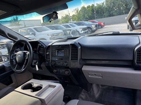 Used 2016 Ford F150 XL w/ Equipment Group 101A Mid AWD/4WD image 16