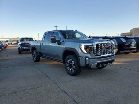 New 2026 GMC Sierra 2500 Denali w/ Denali Reserve Package AWD/4WD image 1
