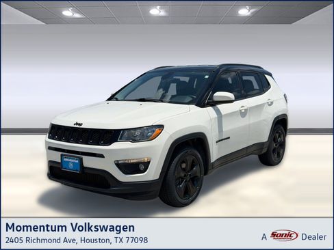 Used 2018 Jeep Compass Latitude FWD image 1