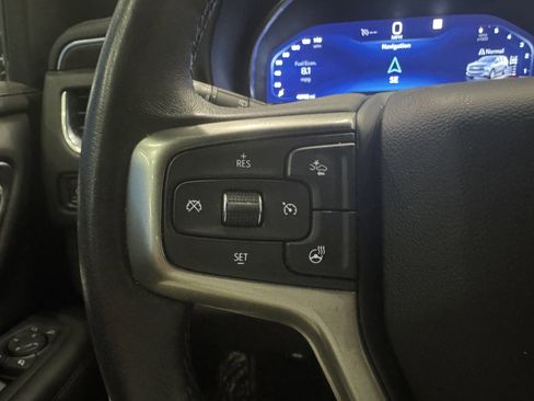 Used 2022 Chevrolet Suburban Z71 w/ Z71 Off-Road Package image 18