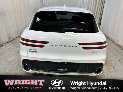 Certified 2025 Genesis GV70 2.5T image 5