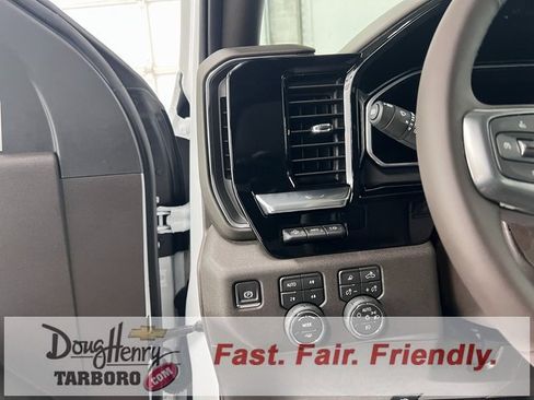 New 2026 Chevrolet Silverado 2500 LTZ w/ LTZ Premium Package image 30