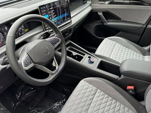 New 2026 Volkswagen Tiguan S image 9