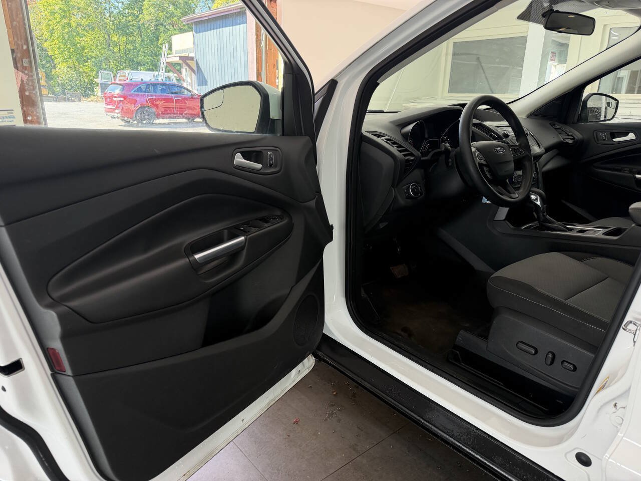 Used 2018 Ford Escape SE AWD/4WD image 10