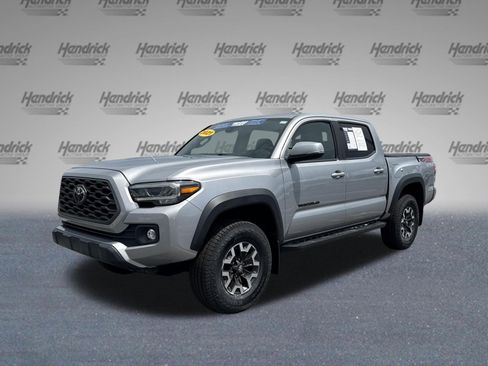 Used 2021 Toyota Tacoma TRD Off-Road w/ TRD Premium Off Road Package AWD/4WD image 4