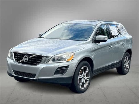 Used 2013 Volvo XC60 T6 image 1