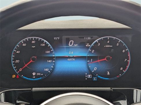 Used 2023 Mercedes-Benz GLA 250 4MATIC image 28