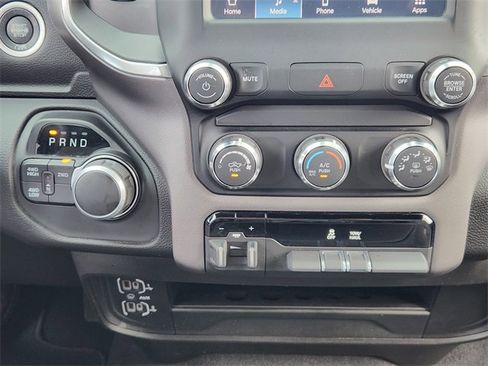 Used 2024 RAM 2500 Big Horn image 18