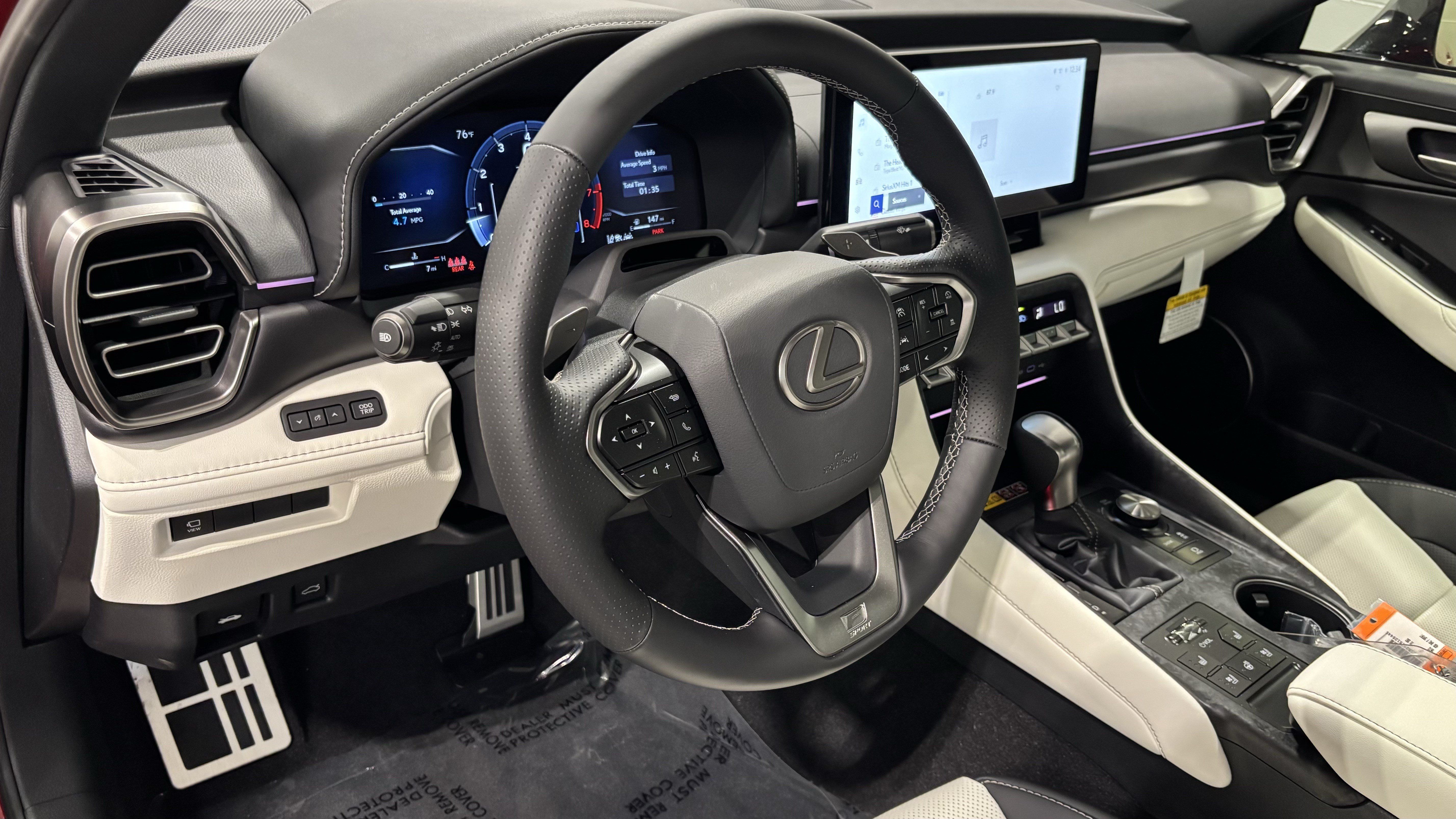 Used 2026 Lexus IS 350 F Sport w/ Technology Package RWD image 29