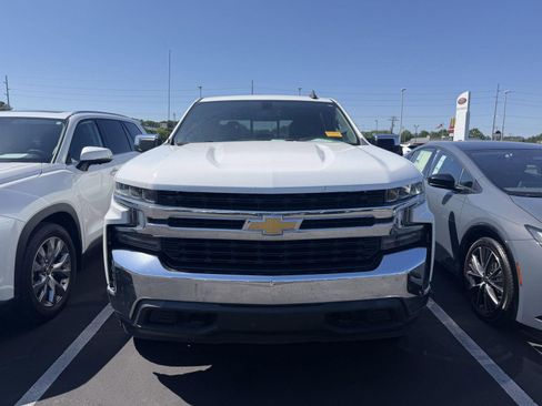 Used 2020 Chevrolet Silverado 1500 LT w/ All-Star Edition AWD/4WD image 2