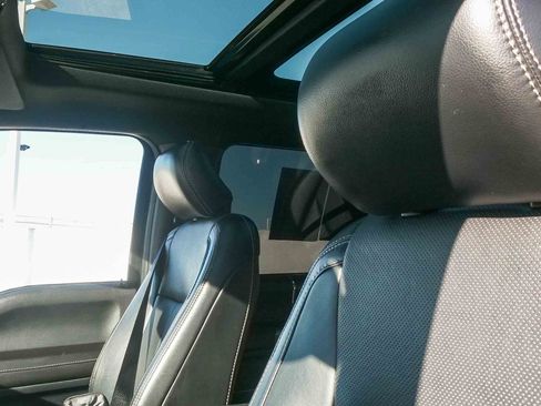 Used 2018 Ford F150 Lariat w/ Equipment Group 502A Luxury image 18