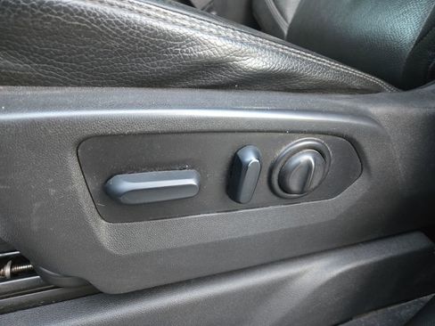 Used 2023 GMC Sierra 3500 Denali w/ Denali Black Diamond Edition image 6