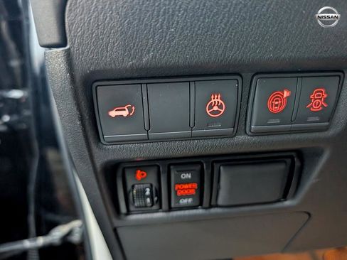 Used 2019 Nissan Armada Platinum w/ Cargo Package image 22