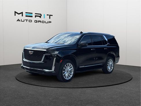 Used 2022 Cadillac Escalade Luxury RWD image 4