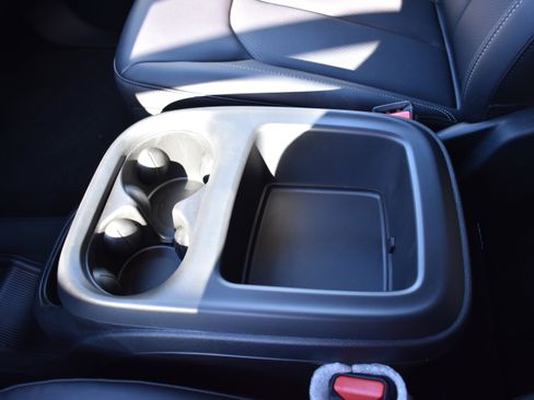 New 2026 Chrysler Pacifica Select image 23