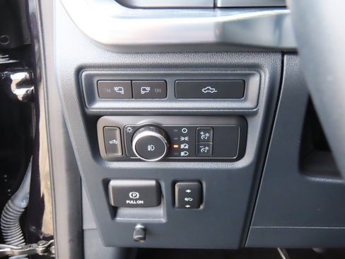 Certified 2022 Ford F150 Lariat image 28