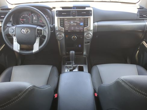 Used 2020 Toyota 4Runner SR5 Premium w/ Moonroof Package RWD image 13