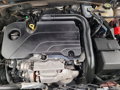 Used 2022 Chevrolet Malibu LS FWD image 30