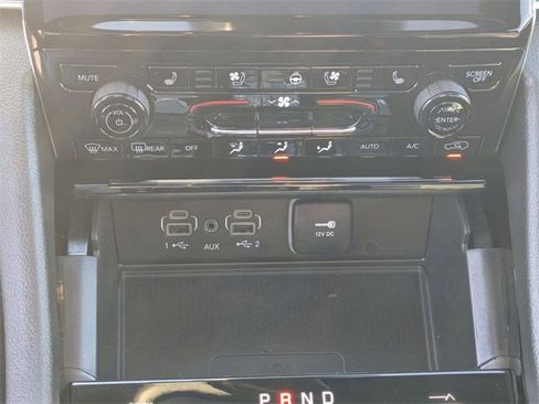 New 2025 Jeep Grand Cherokee Overland image 22