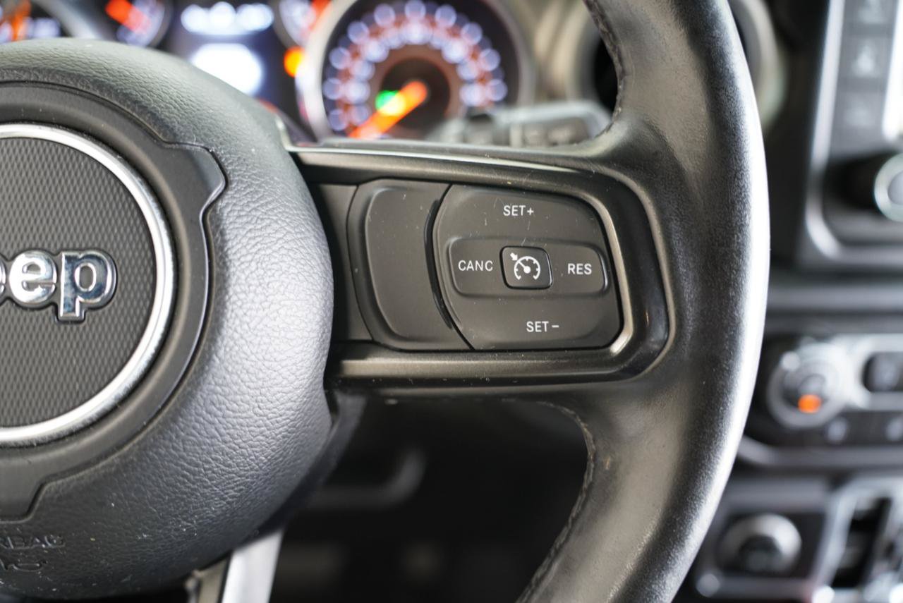 Used 2018 Jeep Wrangler Unlimited Sport S AWD/4WD image 16