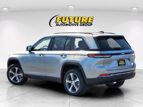 New 2024 Jeep Grand Cherokee Limited 4xe w/ Luxury Tech Group II AWD/4WD image 6