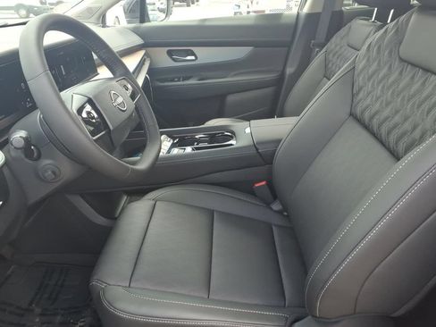 New 2026 Nissan Murano Platinum w/ Cargo Package AWD/4WD image 17